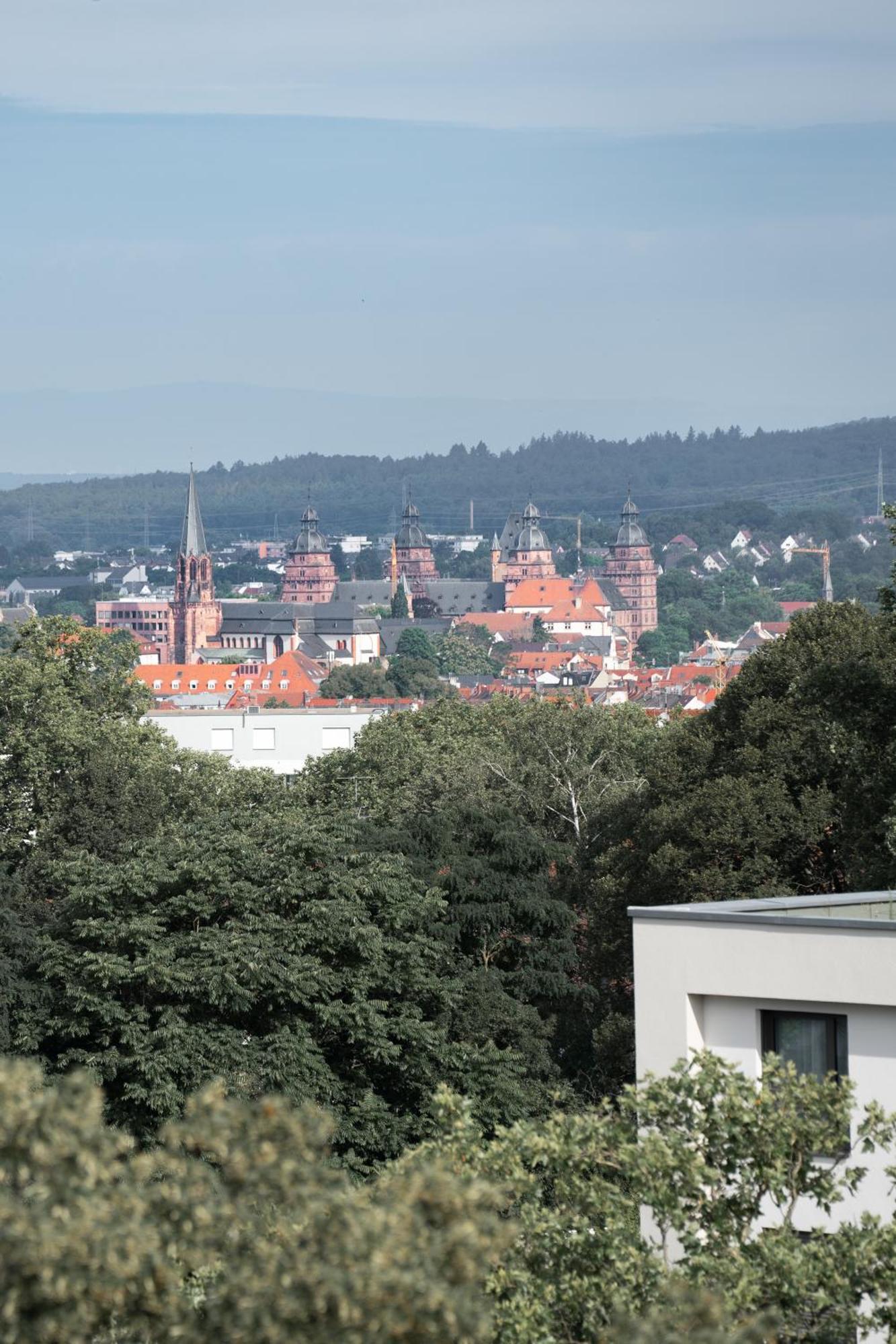 Prime Park Penthouse Aschaffenburg Apartment ภายนอก รูปภาพ